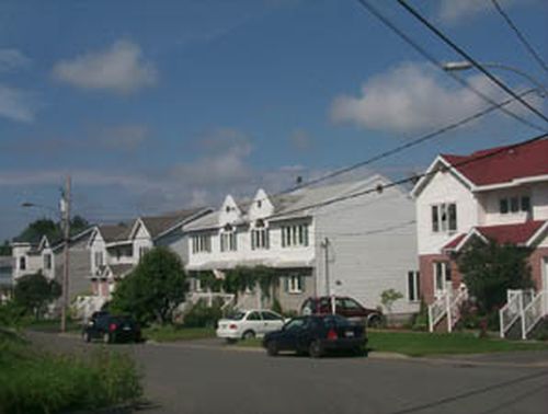 Les ventes résidentielles canadiennes continuent de progresser en avril