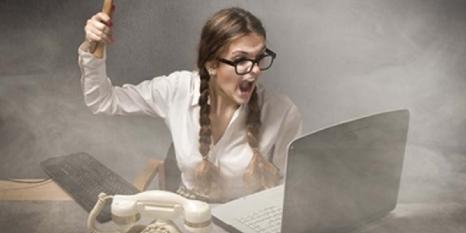 Sang froid car la diffamation peut coûter cher!