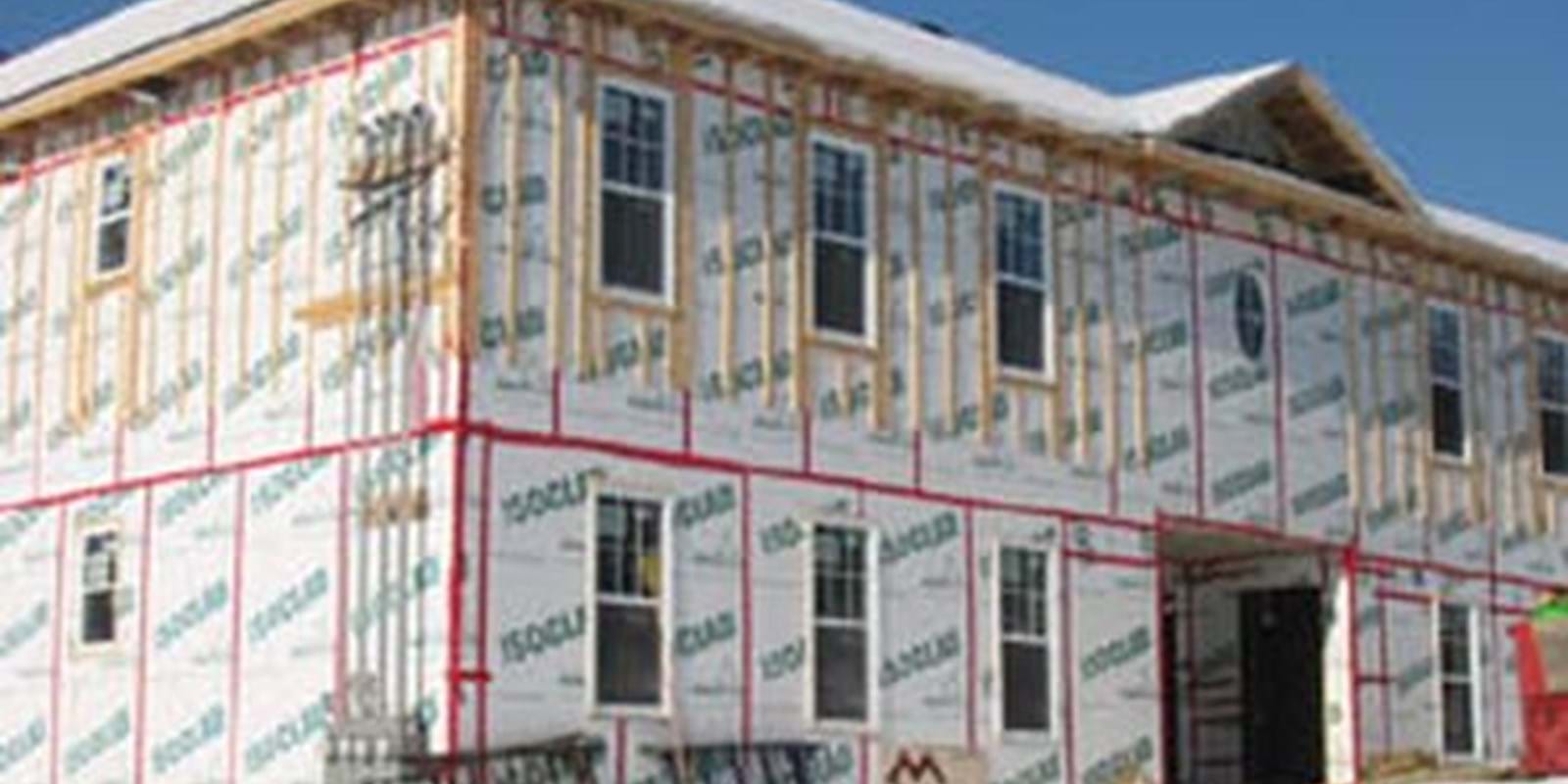 Les provinces des Prairies font augmenter le prix des logements neufs