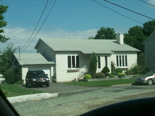 Les Montréalais préfèrent vivre dans une maison familiale traditionnelle plutôt que dans une copropriété