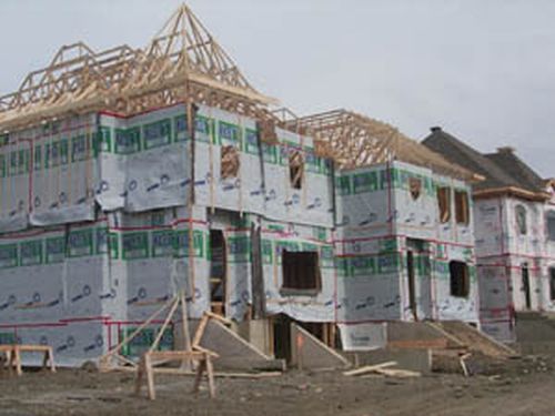 Residential Construction in Québec Remains Stable in May