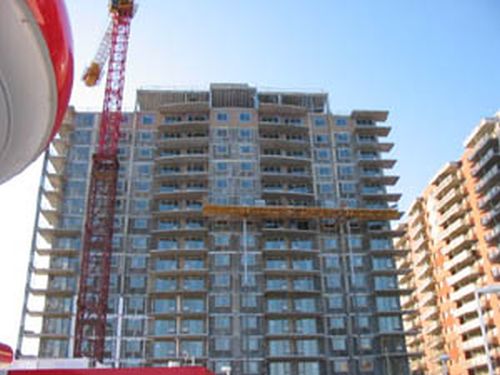 Les mises en chantier résidentielles reculent de 11 % au Québec en février