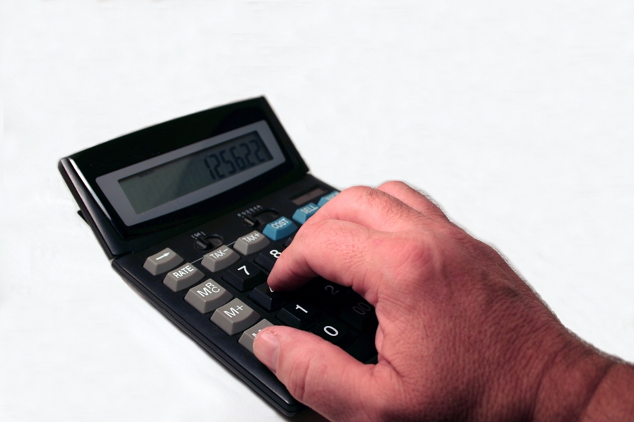 The FCAC (the Financial Consumer Agency of Canada) has set up the Credit Card Payment Calculator