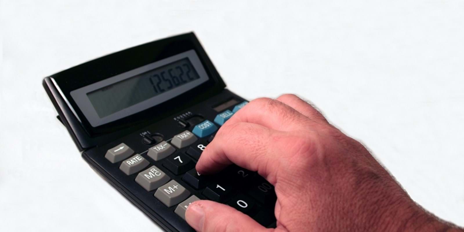 L’ACFC (l’Agence de la consommation en matière financière du Canada) a mis en place la calculatrice de paiements de cartes de crédit