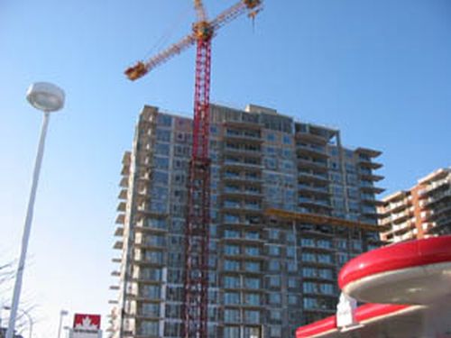 Municipalities issued $74.3 billion worth of building permits in 2007