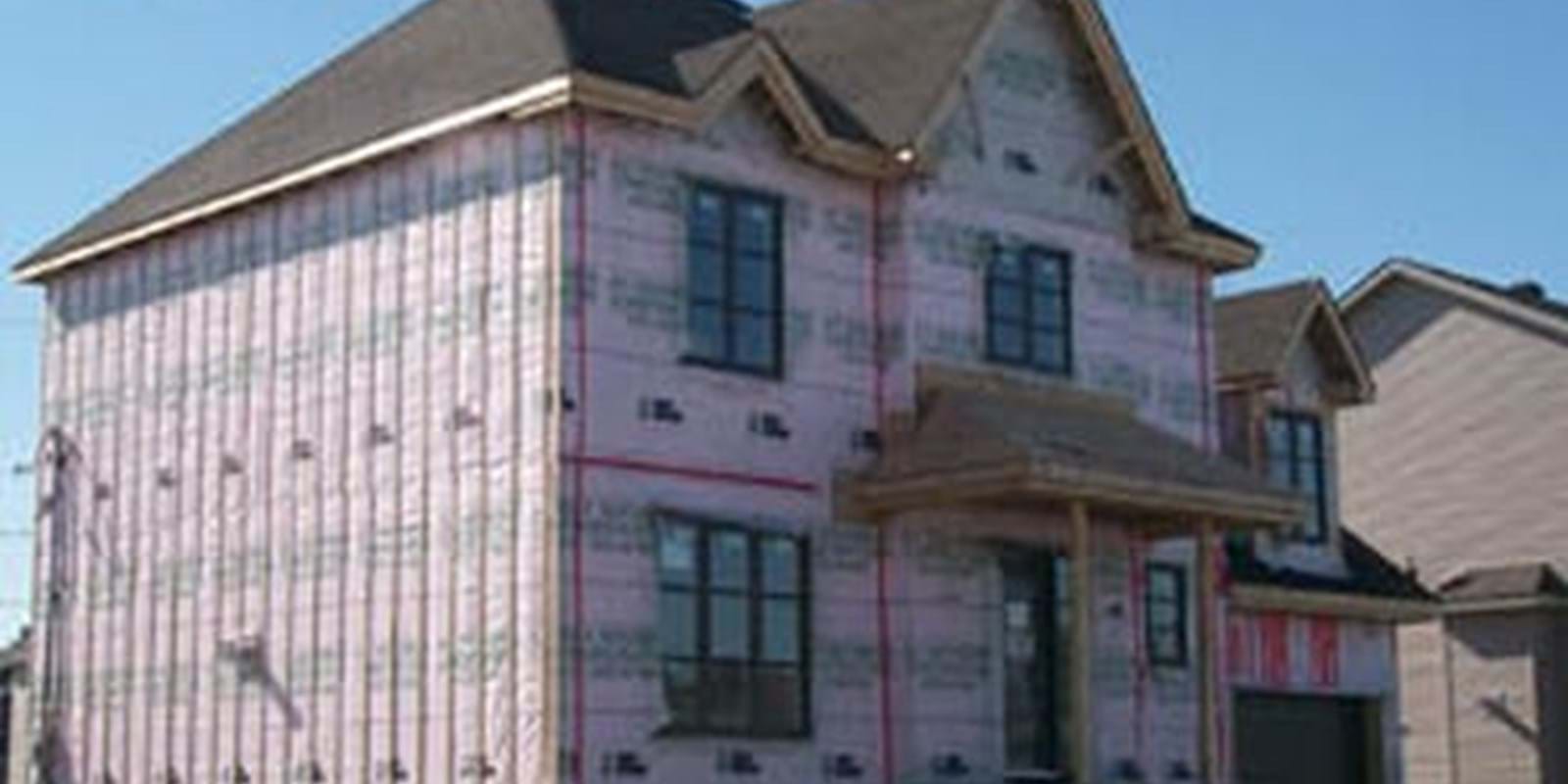 Quebec Residentiel Construction: 11 per cent Drop in June