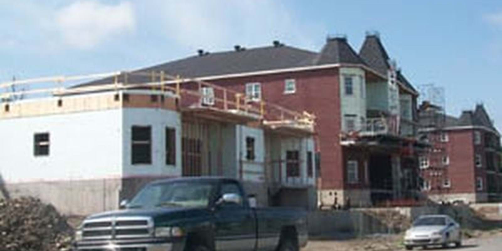 Quebec  Residential Construction Down Significantly in July
