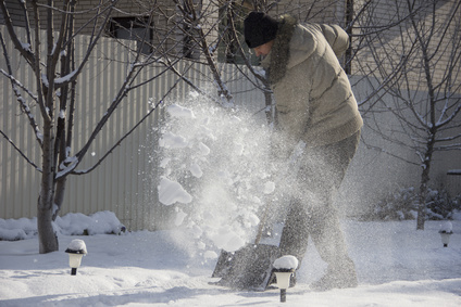 Déneigement et sel : Si le bail n'en parle pas, le locataire ne le fait pas!